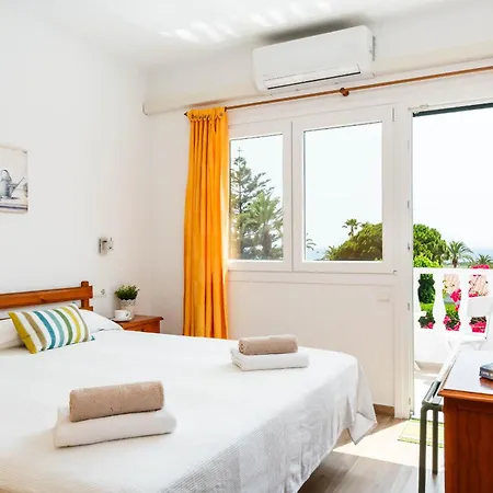 Juana - Torre * Son Bou